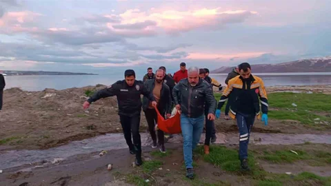 Bitlis'te Soğuk Havada Kurtarma Operasyonu