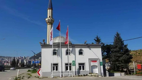 Giresun'da Cami Yıkım Riski Var