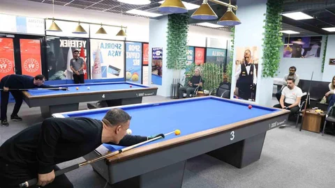 Elazığ'da 3 Bant Bilardo Şampiyonası Tamamlandı