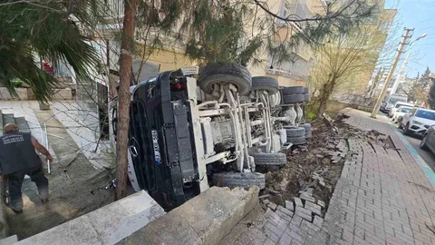 Şanlıurfa'da Mikser Kazası Yaşandı