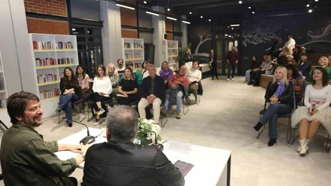 Hakan Bıçakçı'dan Edebiyat Söyleşisi