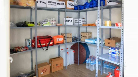 Efeler'de Afet Konteyneri Desteği Artıyor