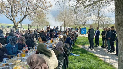 Araban'da Kur’an Kursu Öğrencilerine Piknik Düzenlendi