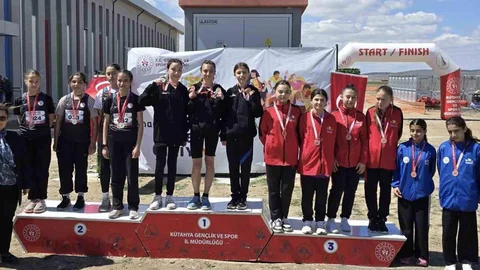 Eskişehir Sporcularından Kütahya'da Başarı