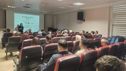 Sinop'ta İletişim Eğitimi Düzenlendi