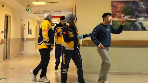 Bursa'da İşçi Gözünden Yaralandı