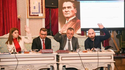 Yunusemre Belediyesi Meclisi'nde 46 Madde Görüşüldü