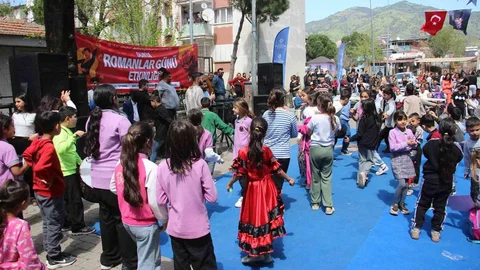 Aydın Romanlar Günü Eğlenceli Geçti