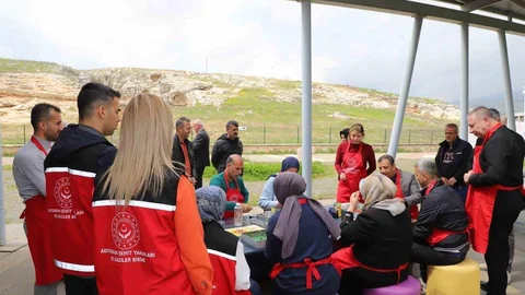 Adıyaman'da Ebru Sanatı Etkinliği