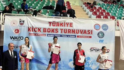Niğde'den Kick Boks Şampiyonu Haberi