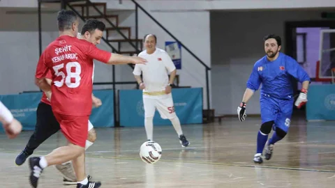 Sivas’ta Anlamlı Futsal Maçı Düzenlendi