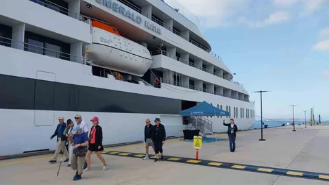 Bodrum'a Yeni Kruvaziyer Gemisi Geldi