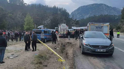Antalya'da Feci Kaza: 7 Kişi Hayatını Kaybetti