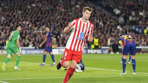 Barcelona'ya Şampiyonlar Ligi'nde Kayıp