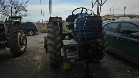 Van'da Traktör Tamir Yoğunluğu