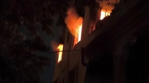 Reyhanlı'da Ev Yangını Kontrol Altına Alındı