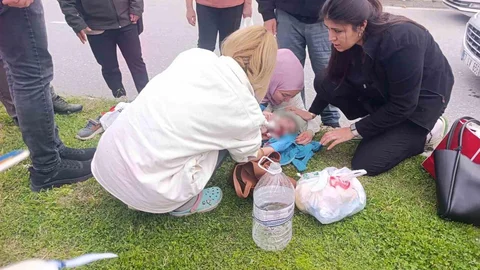 Antalya'da 5 Yaşındaki Çocuğa Otomobil Çarptı