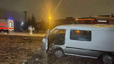 Karaman'da Panelvan Takla Attı