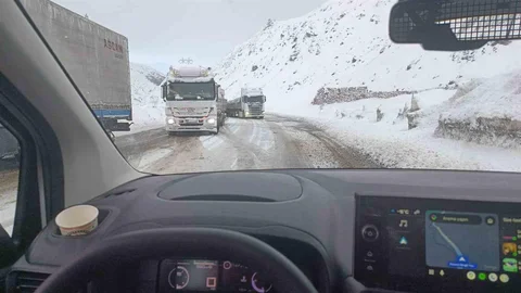 Bingöl'de Kar Etkisi Uzun Araç Kuyruğu Oluşturdu