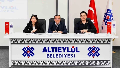 Altıeylül Meclisi'nde Tüm Partiler Uzlaştı