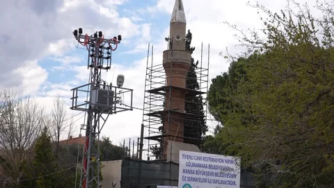 Manisa'da Tarihi Camii Restorasyonu Başladı