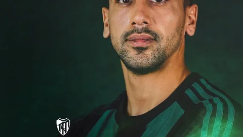 Kocaelispor'da İki Futbolcunun Sözleşmesi Uzatıldı