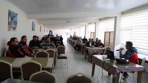 Uşak'ta Buzağı Kaybı Eğitimi