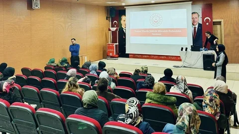 Elazığ’da Şiddetle Mücadele Eğitimi Verildi