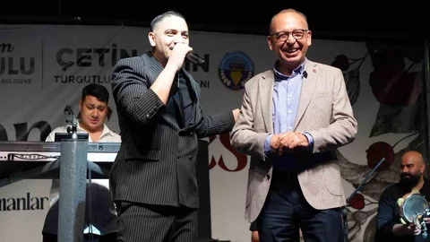 Turgutlu’da Eğlence Dolu Roman Gecesi