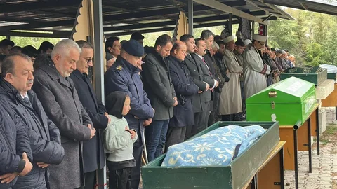 Burdur'da Tarım İşçileri Toprağa Verildi