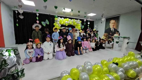 Zonguldak'ta Miniklerden Renkli Empati Mesajı