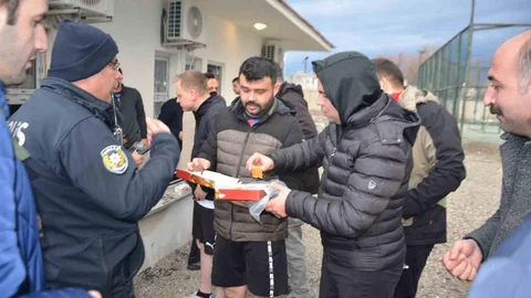 Bulanık’ta Protokol ve Polis Buluştu