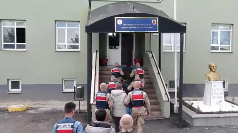 Ankara'da 83 Şüpheli Yakalandı