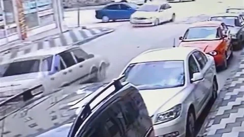 Elazığ'da Otomobil Kazası Görüntülendi