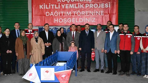 Demirci'de Küçükbaş Üreticilere Destek Verildi