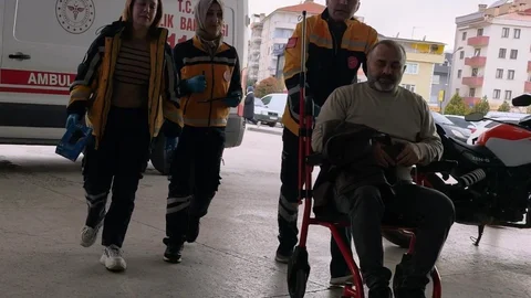 Bursa'da İki Araç Çarpıştı
