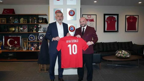 Kırkpınar Ağası Özünlü'den TFF'ye Ziyaret