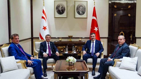 Cumhurbaşkanı Yardımcısı Yılmaz Açıklamada Bulundu