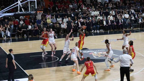 Çimsa ÇBK Mersin FIBA Kupası Şampiyonu