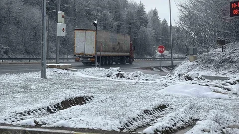 Bolu'da Kar Yağışı Etkili Oldu