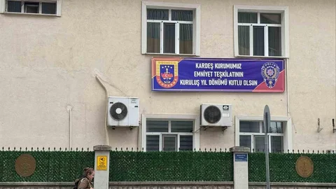 Eskişehir'de Jandarmadan Polis Teşkilatına Jest