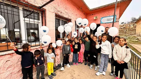 Dicle Elektrik'ten Öğrencilere Destek
