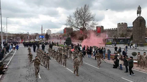 Kayseri'de Özel Harekat Gösterisi