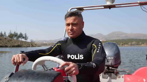 Seyfettin Ünal, Polis ve Hakem Olarak Çalışıyor