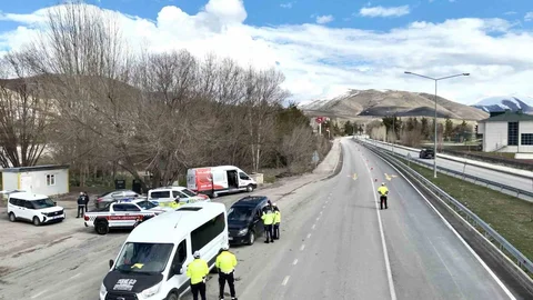 Bayburt'ta Trafik Denetimi Yapıldı