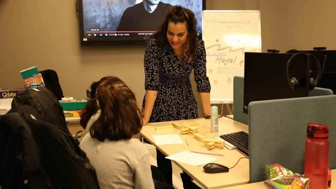 Efeler Dijital Gençlik Merkezi'nin Önemi Artıyor