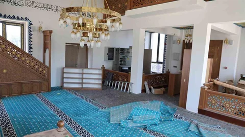 Muğla'da Cami Harabeye Döndü
