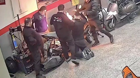 Gaziosmanpaşa'da Motosiklet Yangını