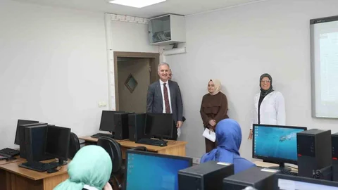 İnegöl'de İNESMEK Kursiyerlerine Ziyaret