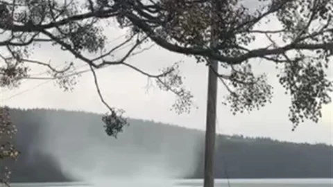 Sumbas'ta Baraj Üzerinde Hortum Görüntülendi